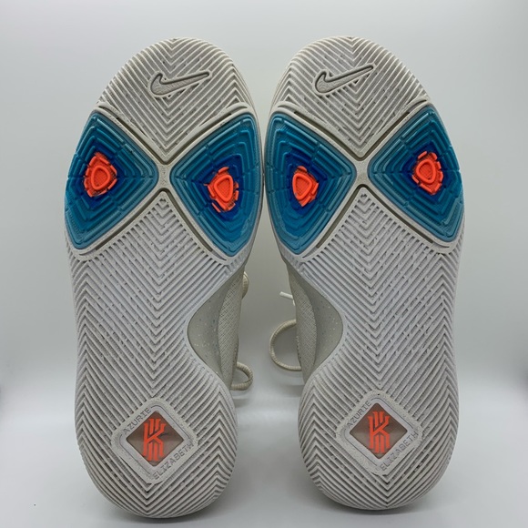Nike kyrie 3 - Picture 5 of 6